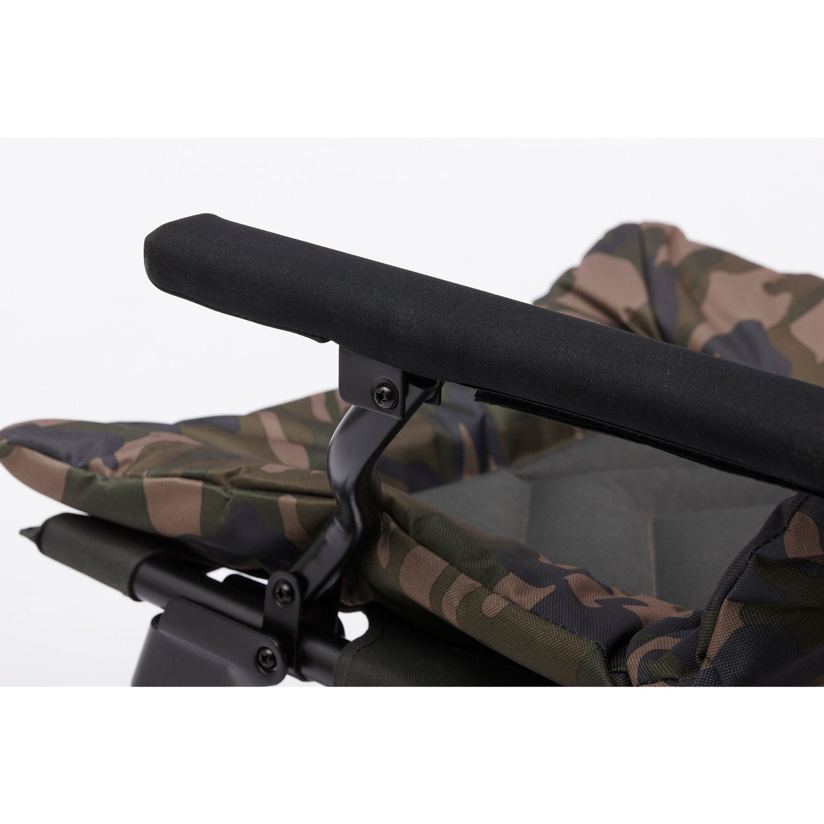 Prologic Avenger Comfort Camo Arm Chair and Cover